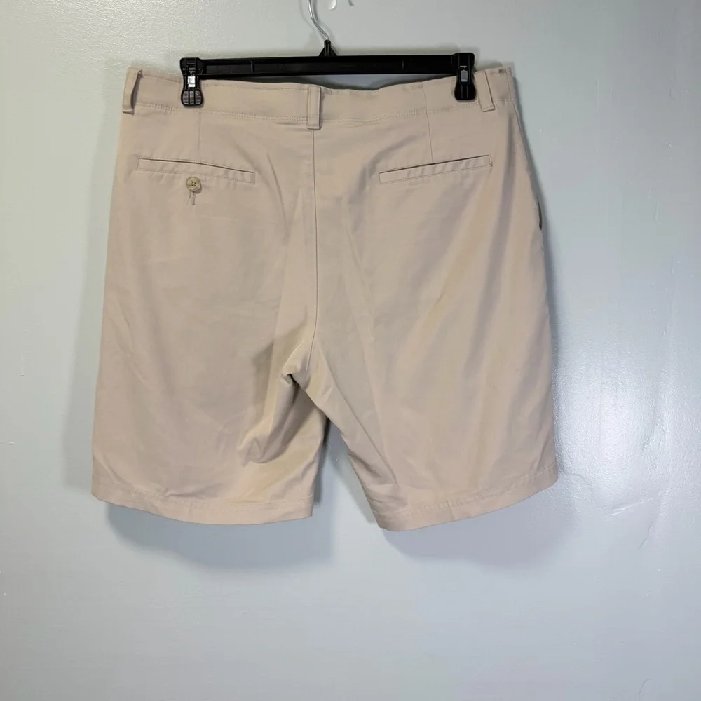 PGA TOUR Mens‎ Driflux Flat Front Golf Shorts Khaki Beige 38